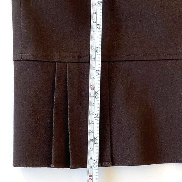 Tahari Brown Pencil Skirt w/ Pleated Hem Size 4 - Picture 7 of 8